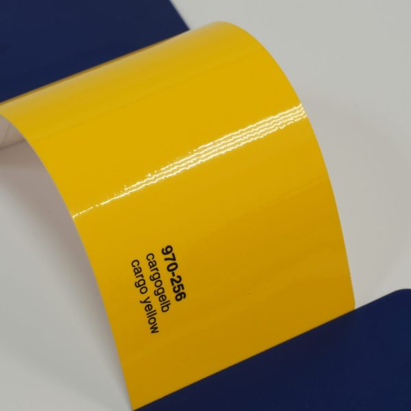 Автовинил Oracal 970-256 cargogelb cargo yellow грузовой желтый, глянец
