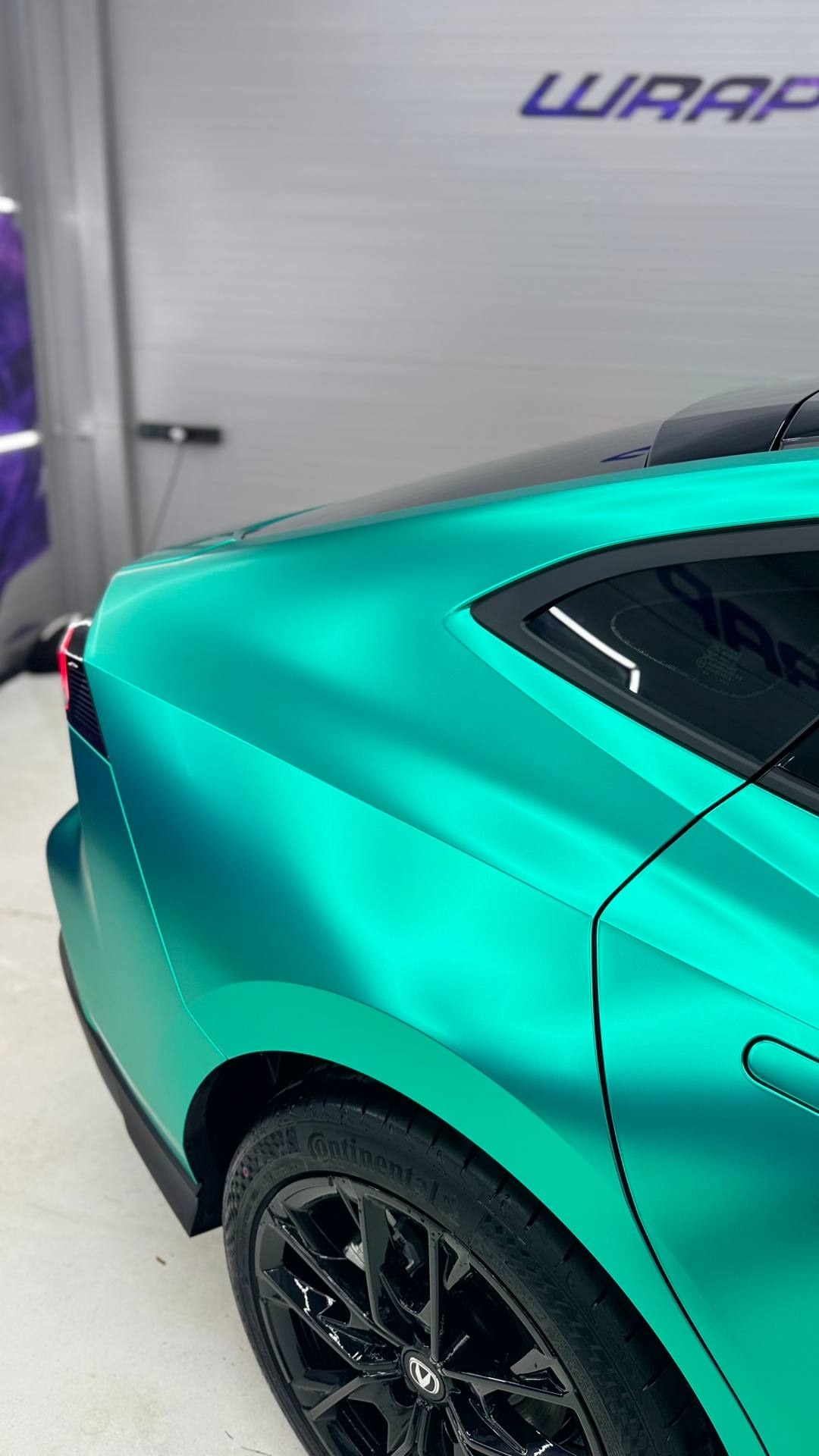 Carlas TPULDM04 Matte Super Chrome Emerald Green — изображение 4