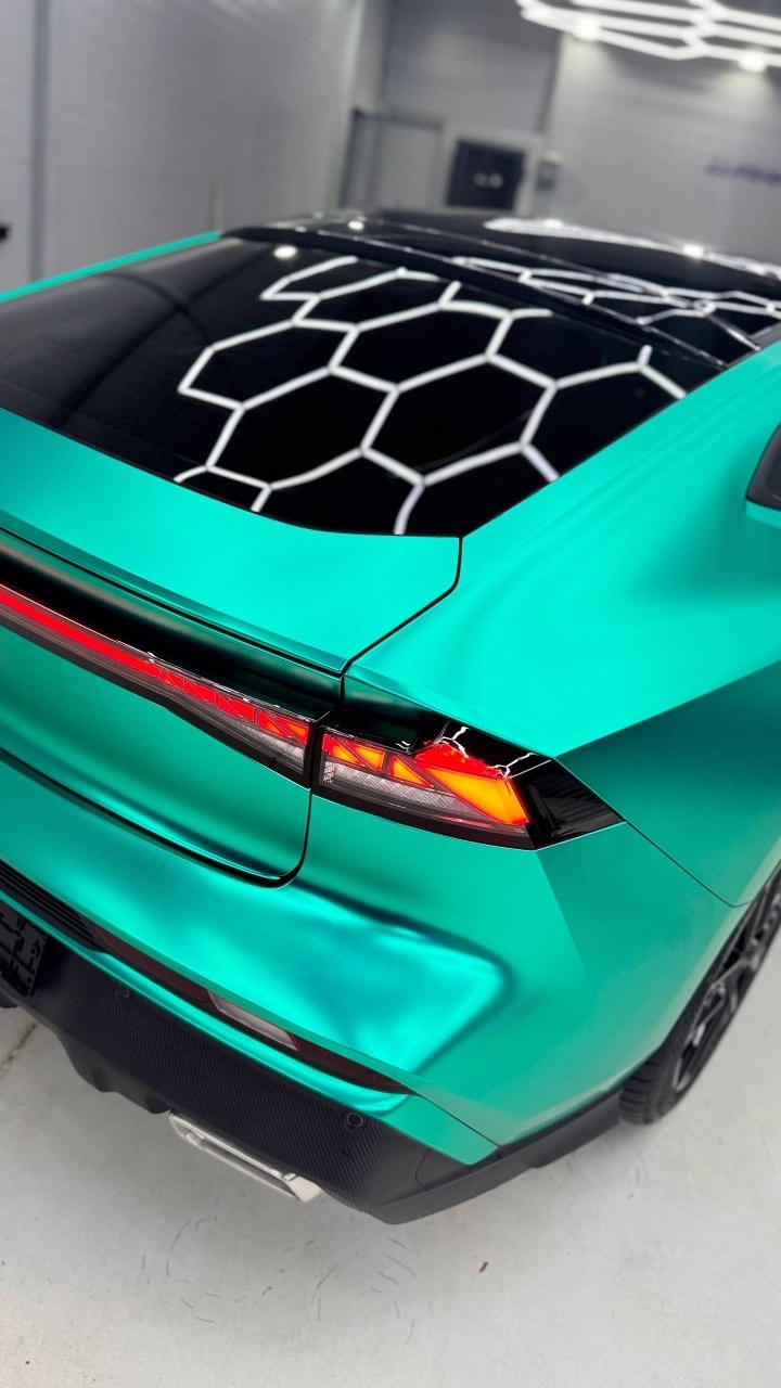 Carlas TPULDM04 Matte Super Chrome Emerald Green — изображение 5